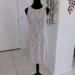 LOFT Black White Sleeveless Tweed Form Fitting Sheath Dress 4 Jackie-O Vibe